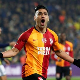 Falcao: Türkiye'de çok mutluyum