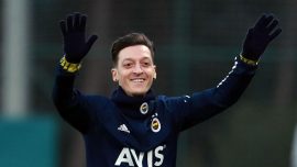 Mesut Özil bugün imza atacak