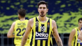 Nando De Colo Fenerbahçe Beko'da kaldı
