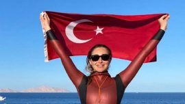Bahamalar'da rekor kıran Şahika Ercümen TRT Haber'de
