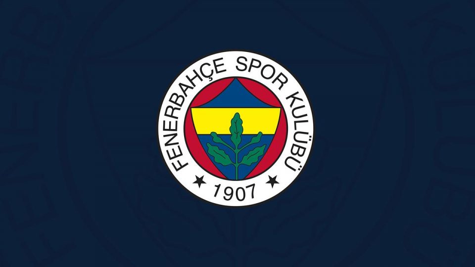 Fenerbahçeli taraftarlardan SMA hastası Deniz bebeğe destek
