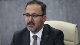 Bakan Kasapoğlu Manisa'da spor bilimleri fakültesini açtı