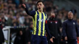 Fenerbahçe'de Mesut Özil krizi