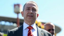 Galatasaray'da Metin Öztürk başkanlığa aday oldu