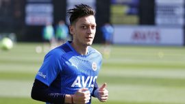 Fenerbahçe'de Mesut Özil belirsizliği