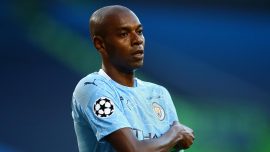 Fernandinho Atletico Paranaense'ye döndü
