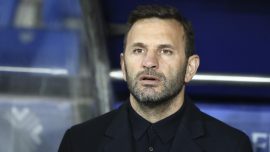 Galatasaray, Okan Buruk ile görüşmelere başladığını duyurdu