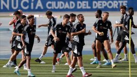 Beşiktaş Alanyaspor'a konuk olacak