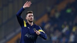 Fenerbahçe İsmail Yüksek'in sözleşmesini uzatmak istiyor