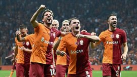 Son şampiyon Galatasaray sezonu Kayseri'de açacak