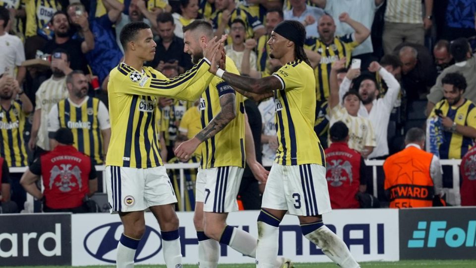 Fenerbahçe, Şampiyonlar Ligi’ne beraberlikle başladı